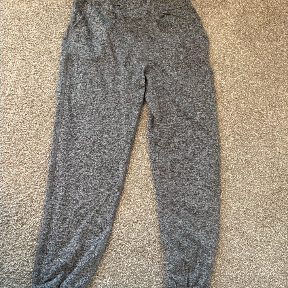 Vuori boyfriend Gray Jogger Pants